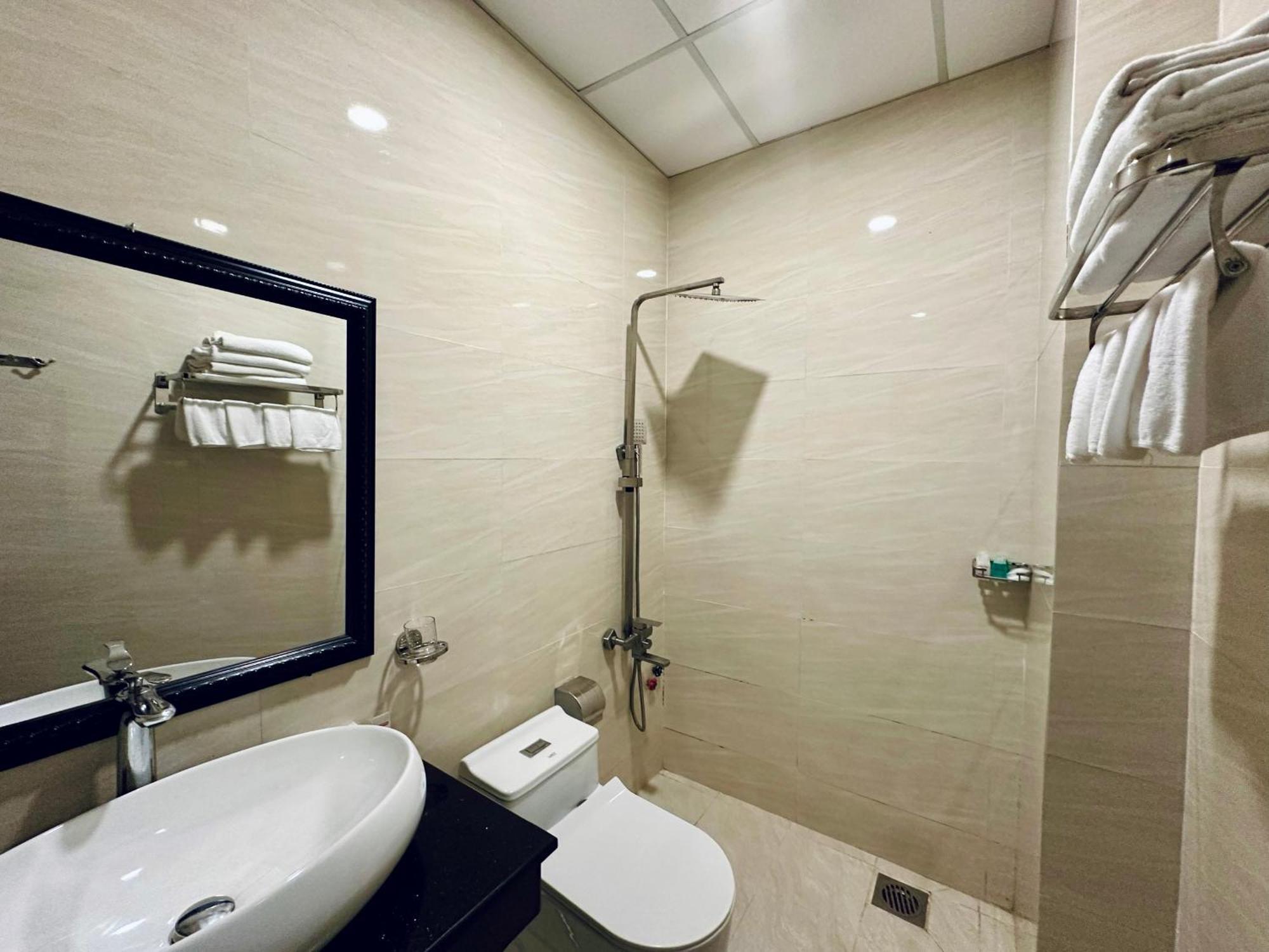 Lion Hotel Кантхо Экстерьер фото